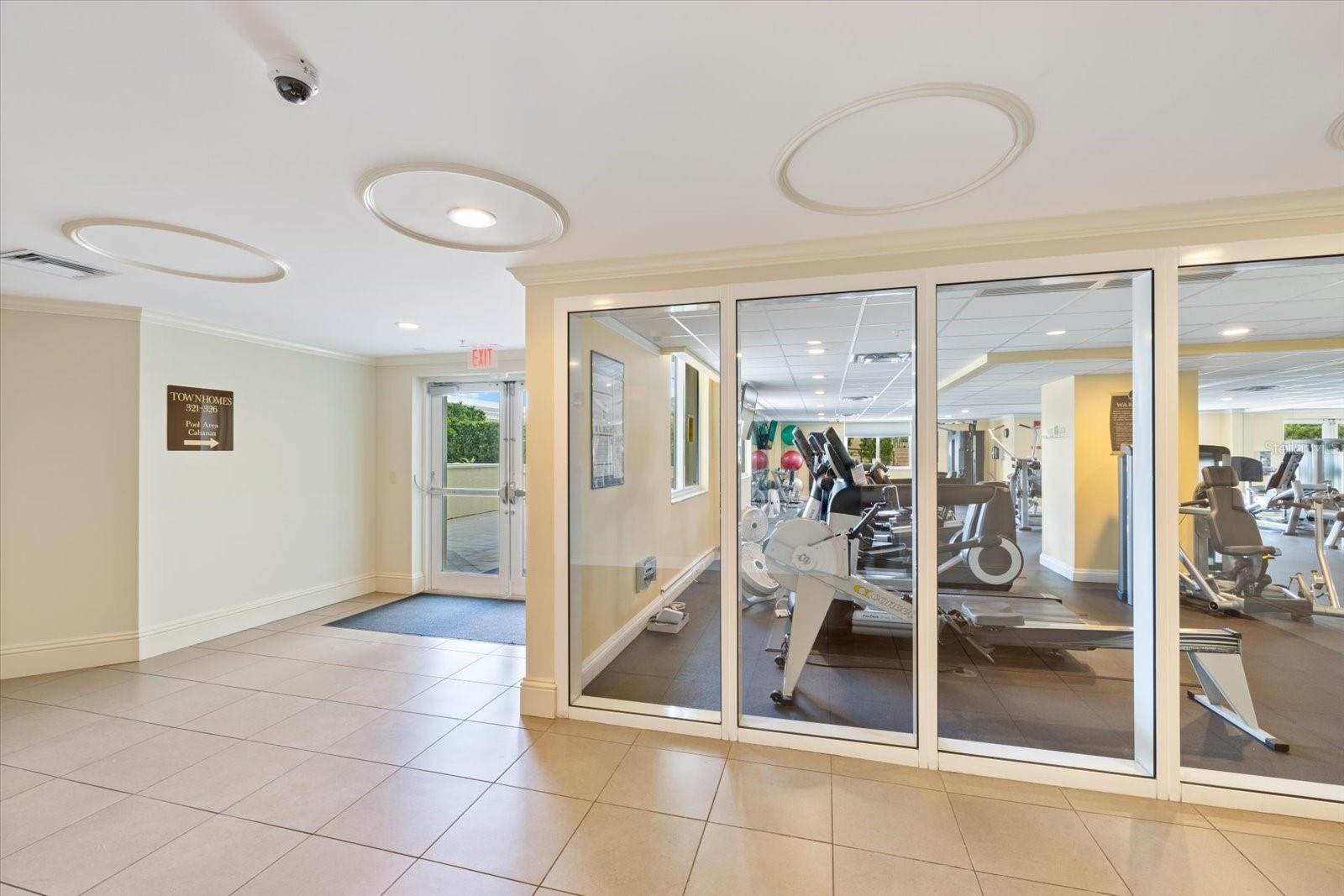 800 N TAMIAMI TRL #806