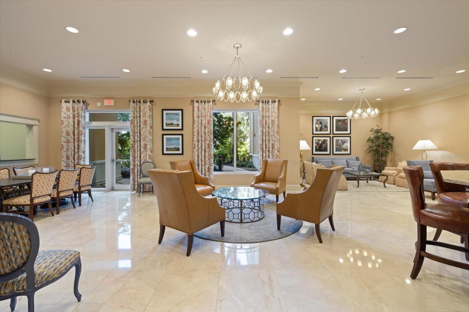 800 N TAMIAMI TRL #806