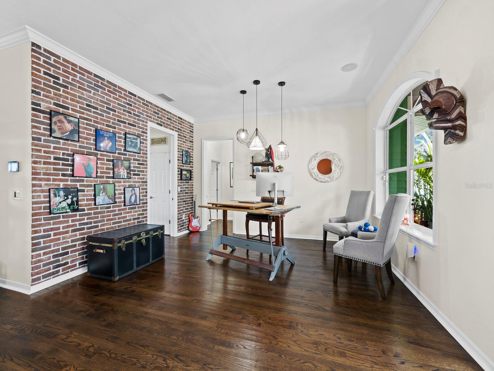 8810 FISHERMENS BAY DR