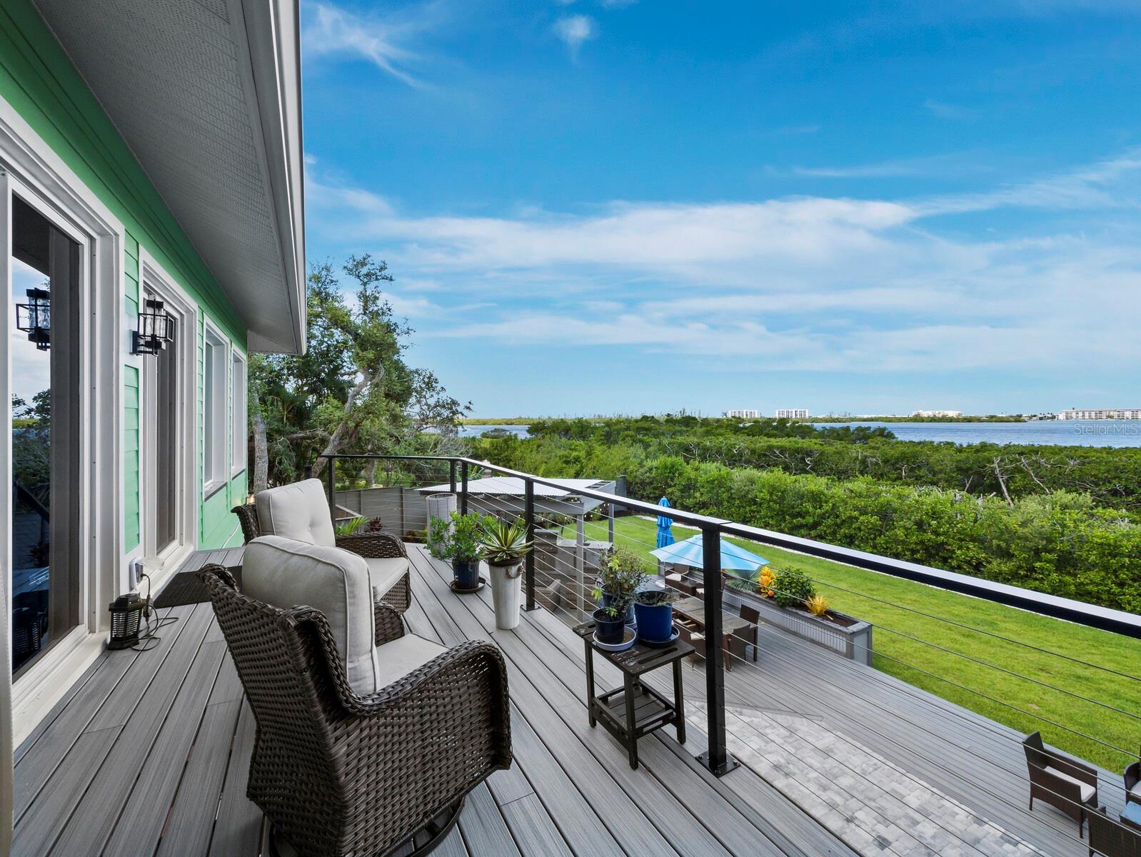 8810 FISHERMENS BAY DR