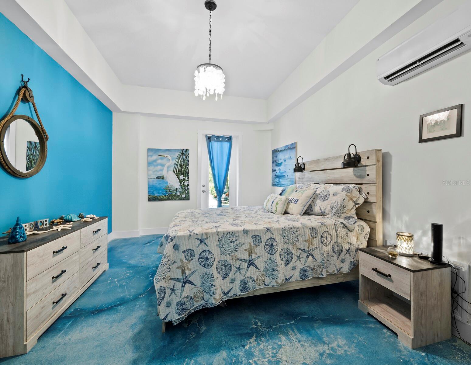 8810 FISHERMENS BAY DR