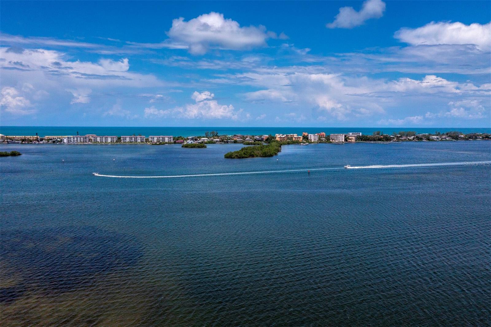 8810 FISHERMENS BAY DR