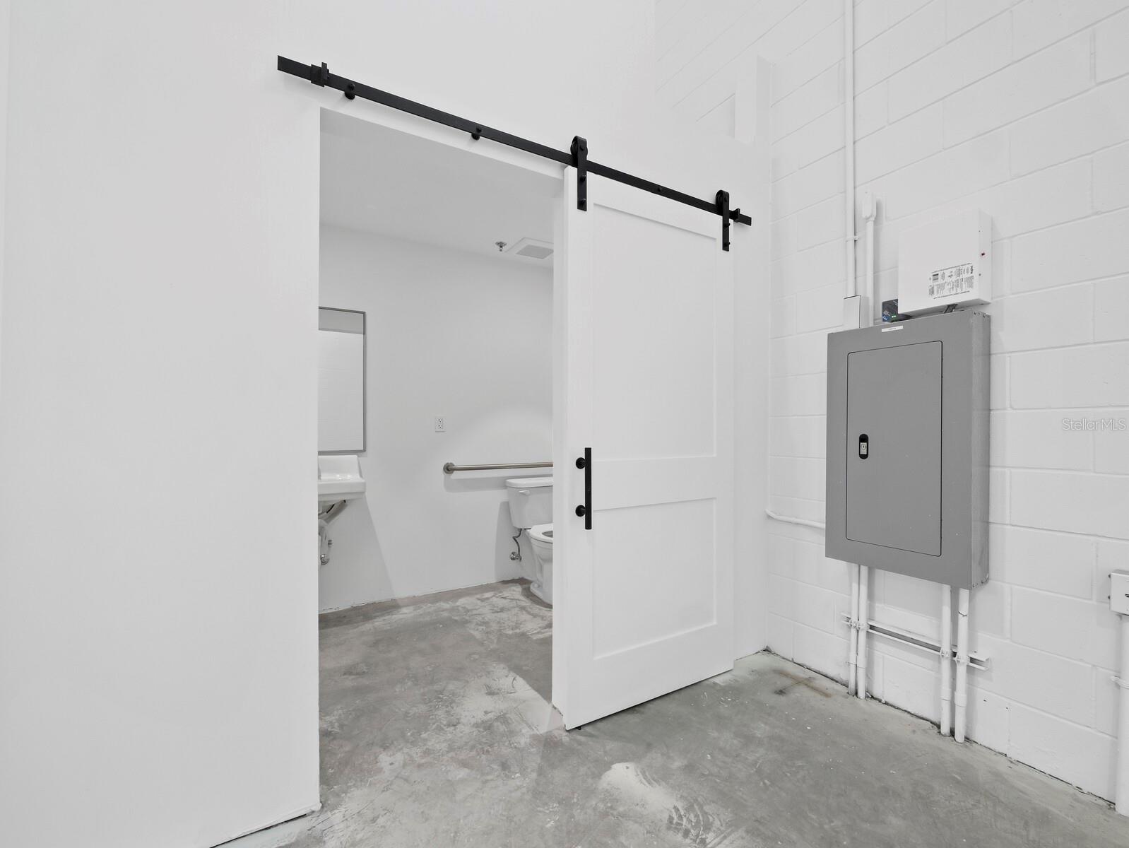 6566 PALMER PARK CIR #6