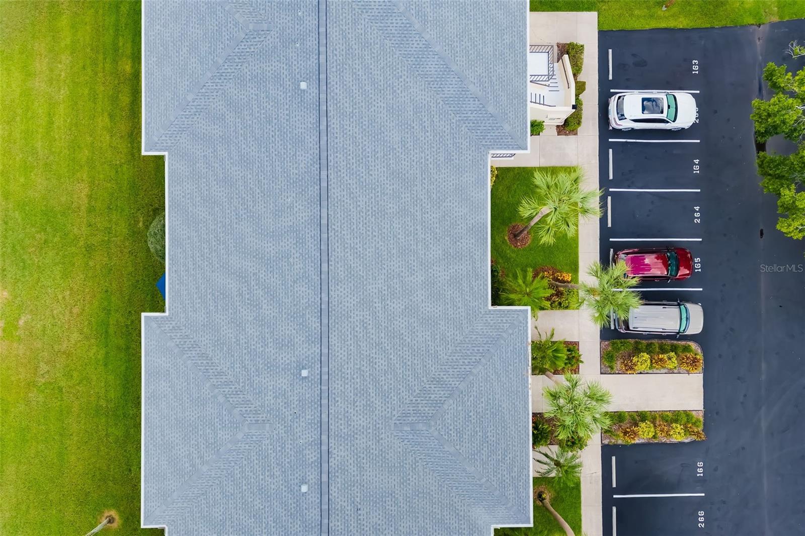 7050 FAIRWAY BEND LN #165