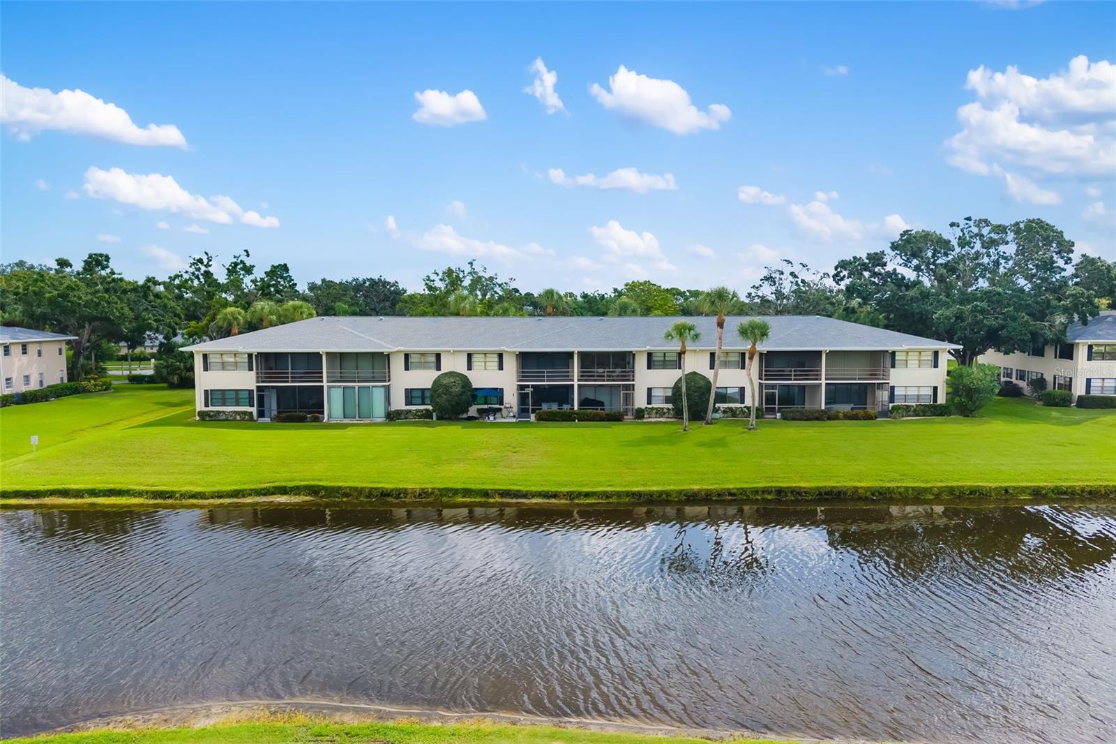 7050 FAIRWAY BEND LN #165