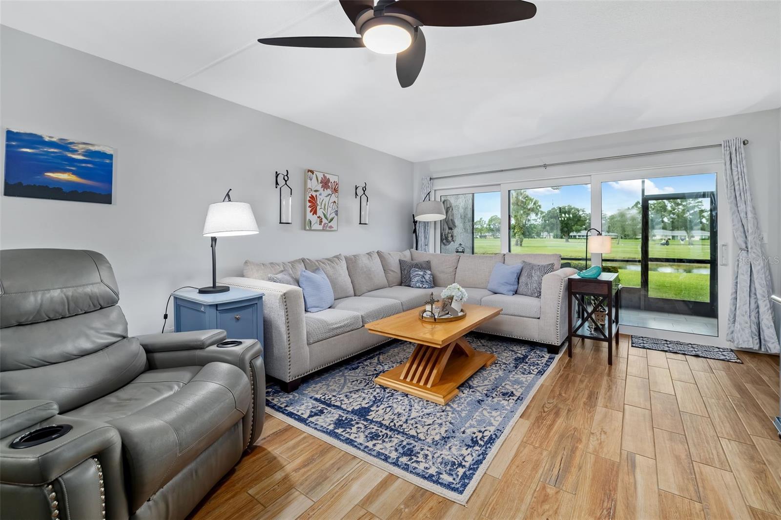 7050 FAIRWAY BEND LN #165