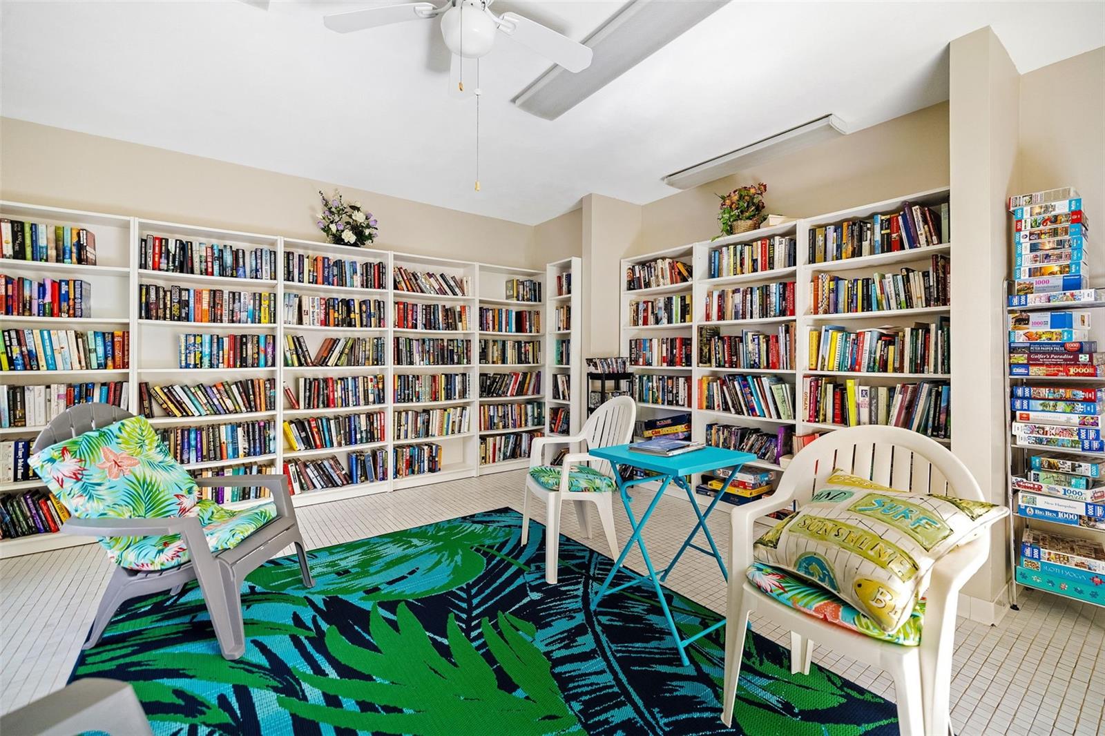 7050 FAIRWAY BEND LN #165