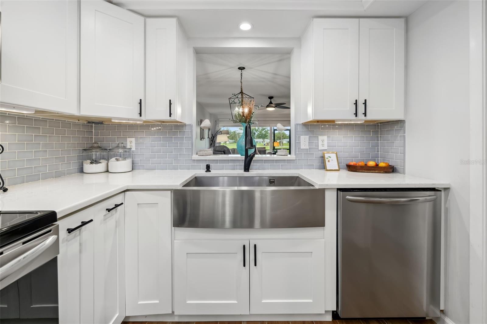 7050 FAIRWAY BEND LN #165