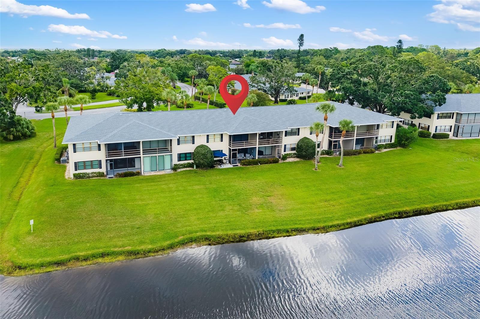 7050 FAIRWAY BEND LN #165