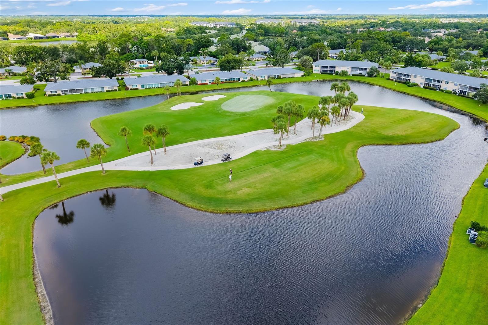 7050 FAIRWAY BEND LN #165