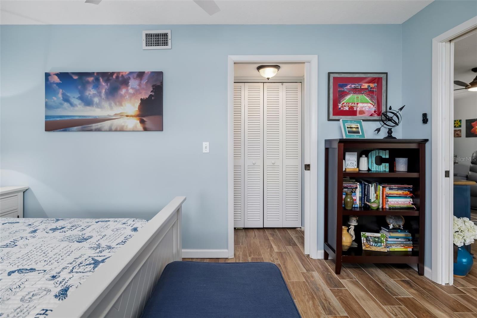 7050 FAIRWAY BEND LN #165