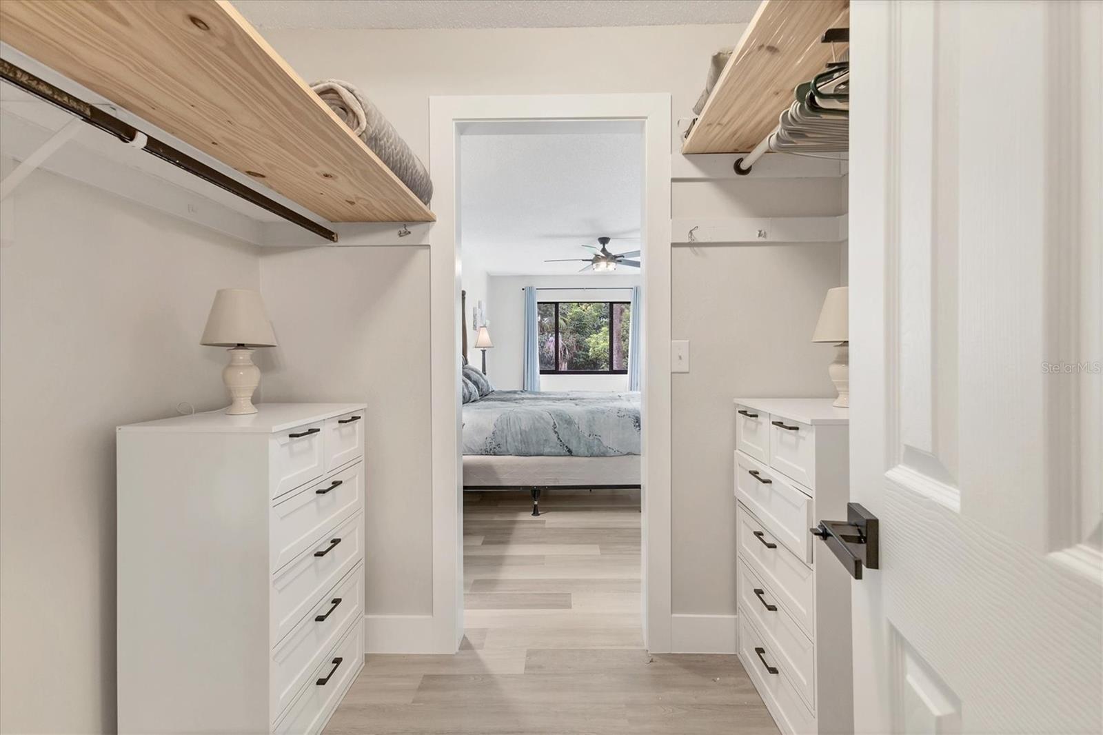 1644 STICKNEY POINT RD #102