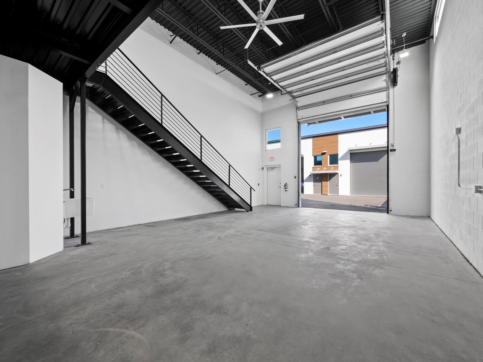 6566 PALMER PARK CIR #1