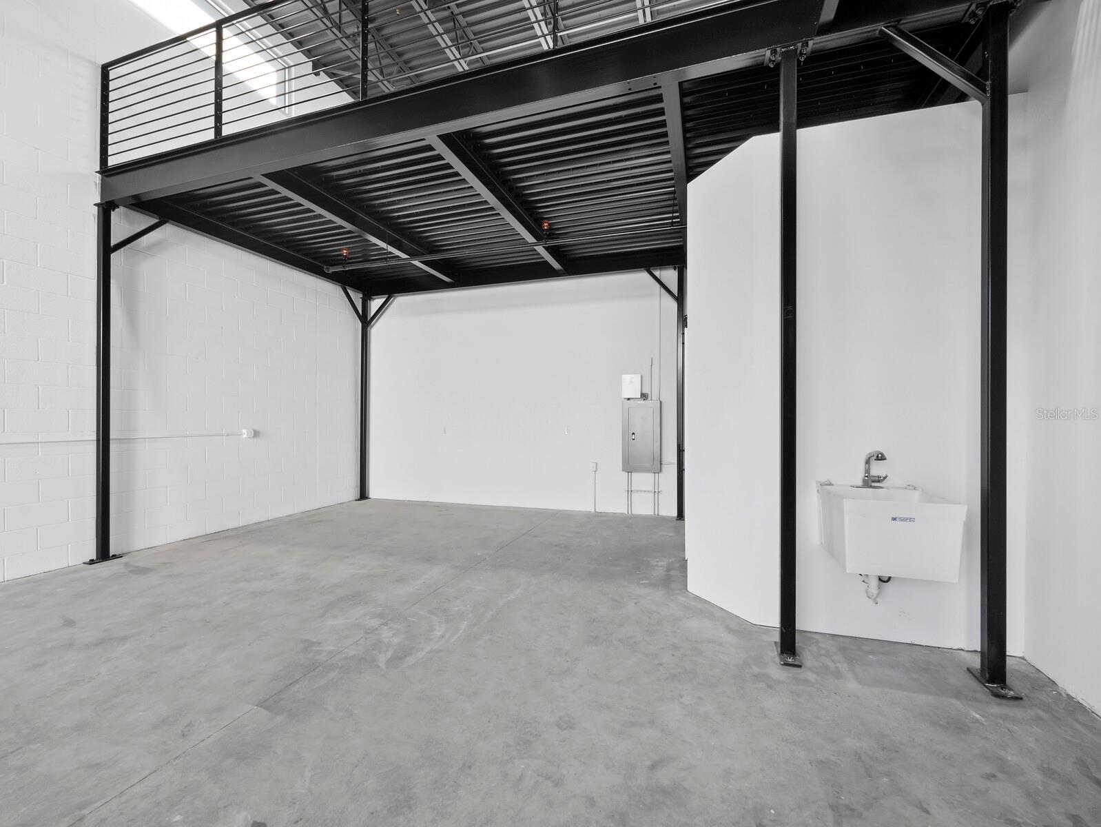 6566 PALMER PARK CIR #1