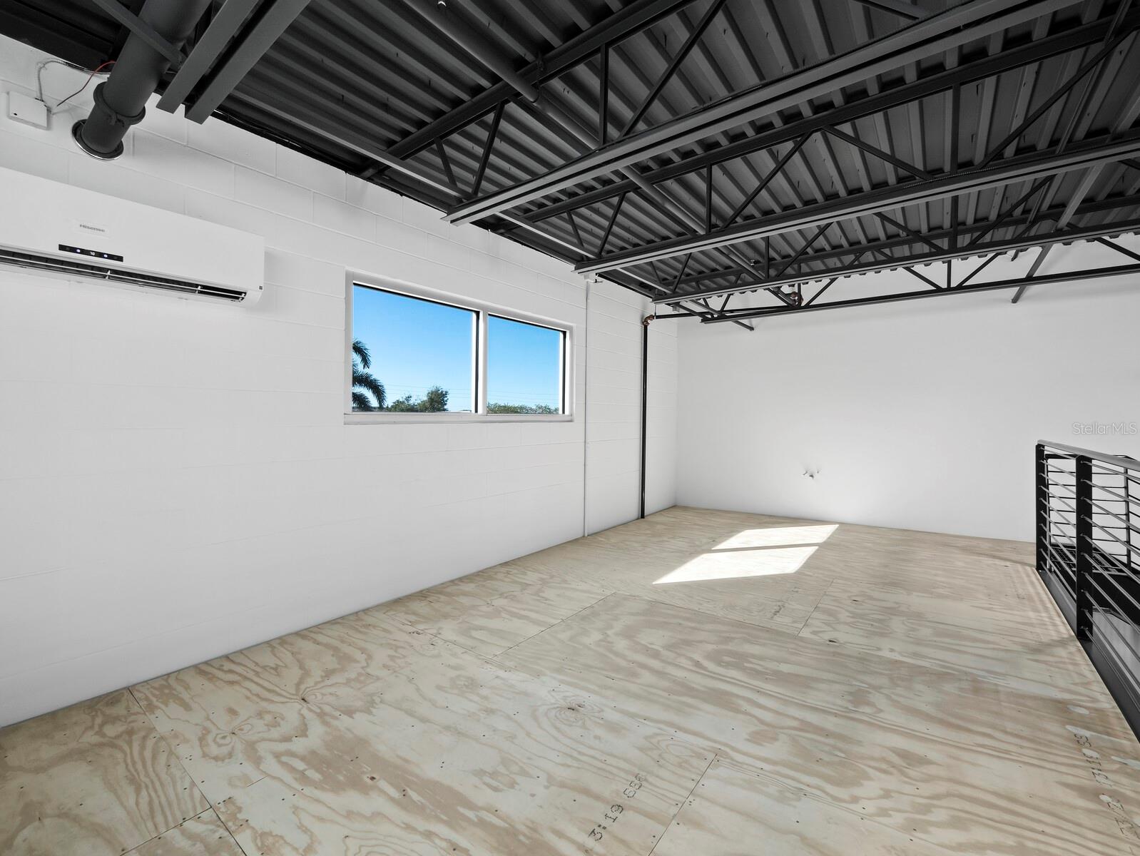 6566 PALMER PARK CIR #1