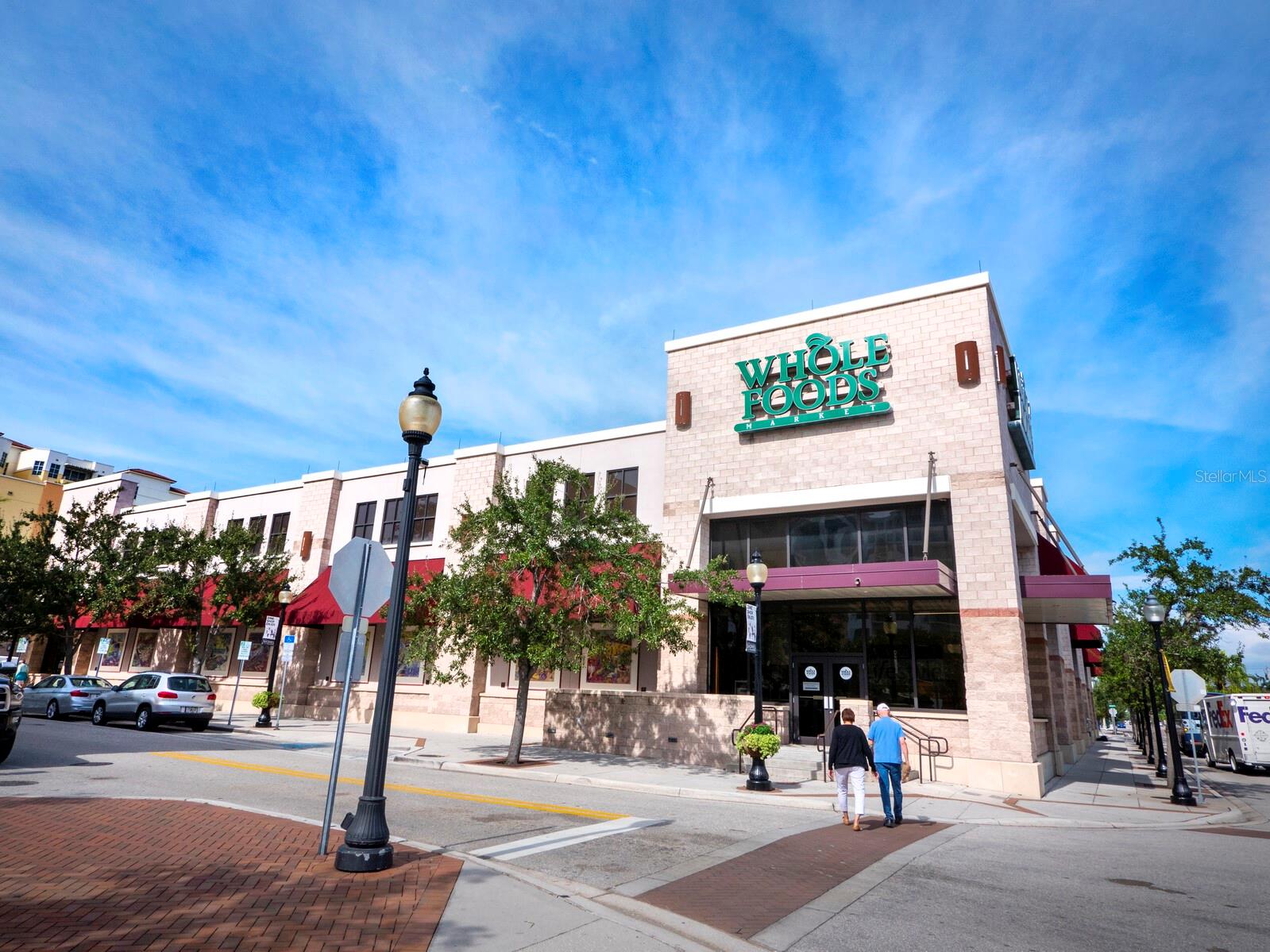 800 N TAMIAMI TRL #307