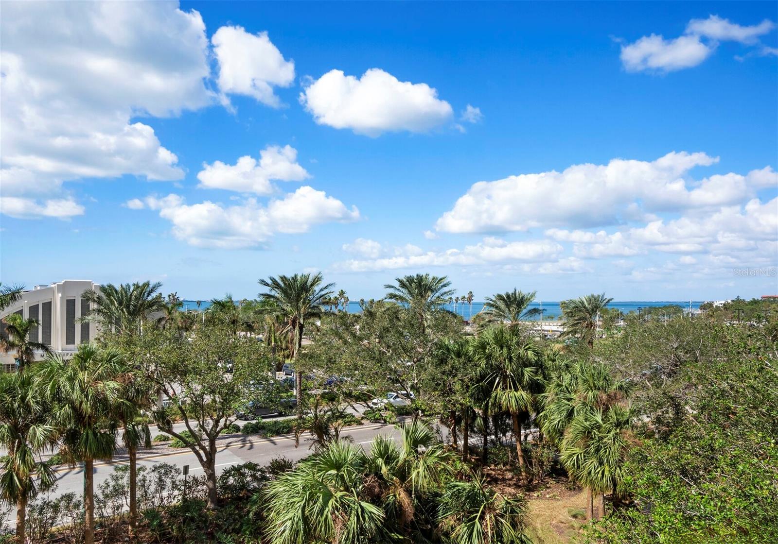 800 N TAMIAMI TRL #307