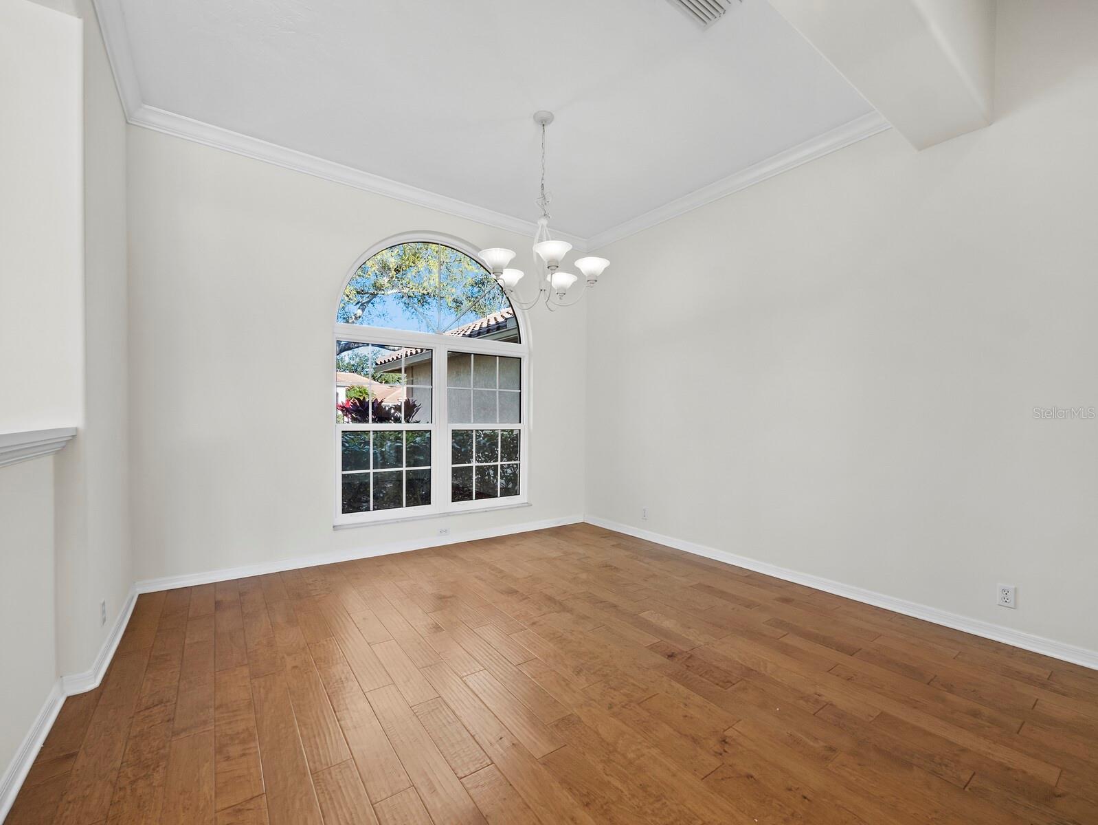 6505 TAEDA DR