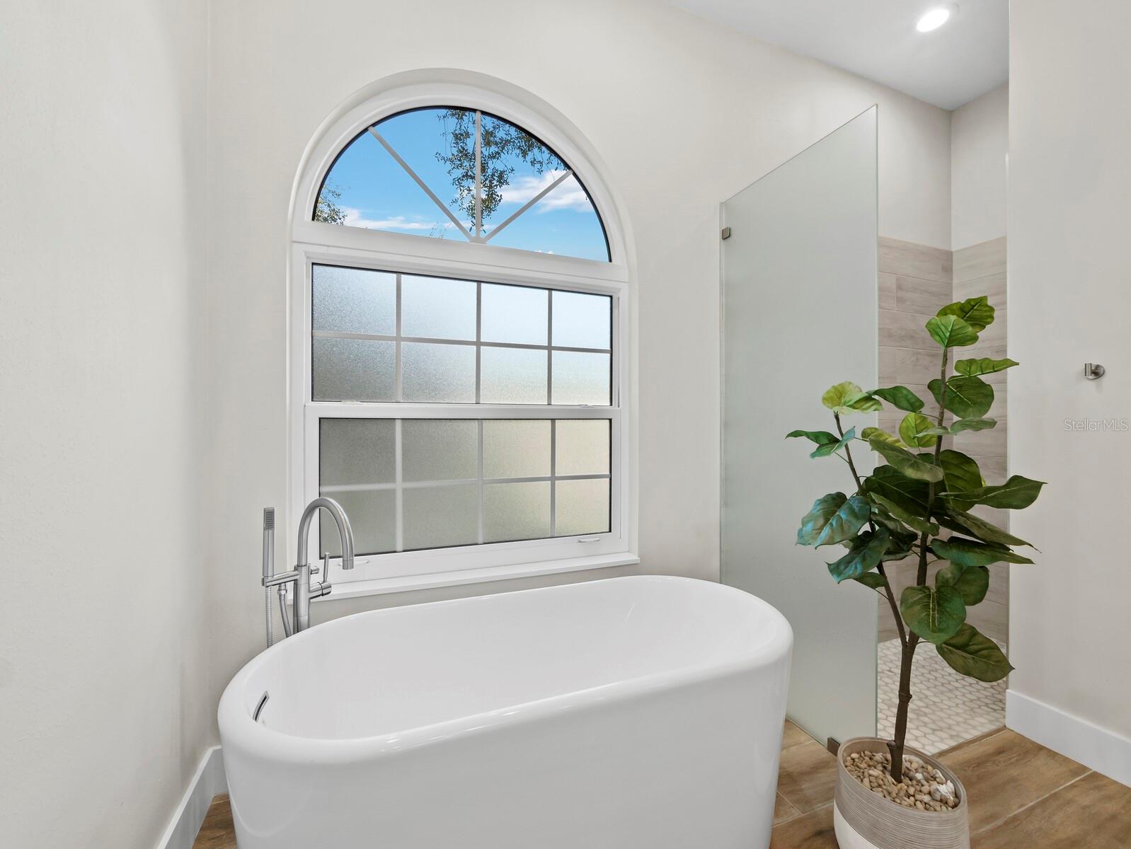 6505 TAEDA DR