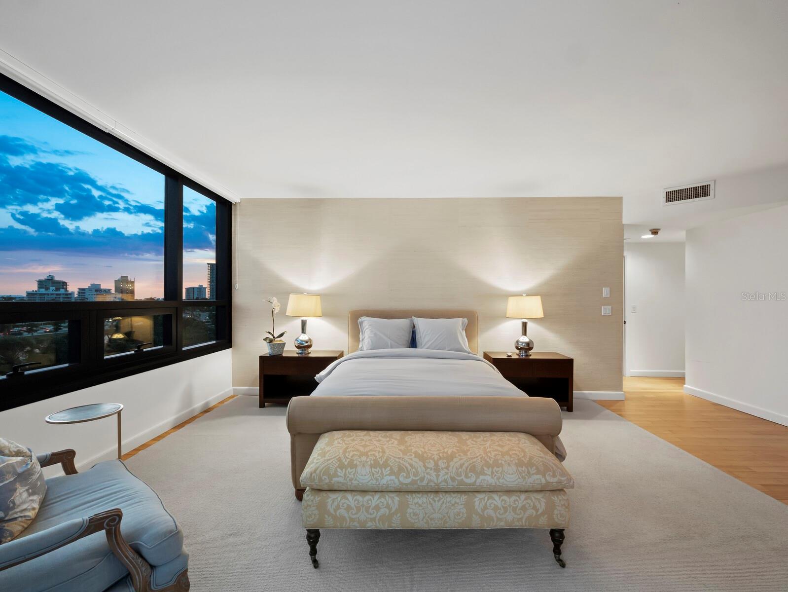 1255 N GULFSTREAM AVE #408