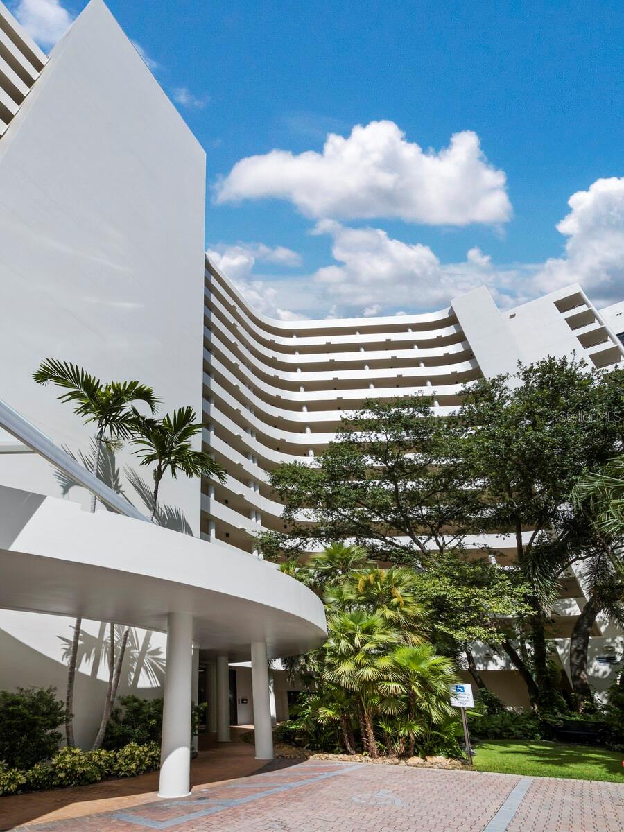 1255 N GULFSTREAM AVE #408