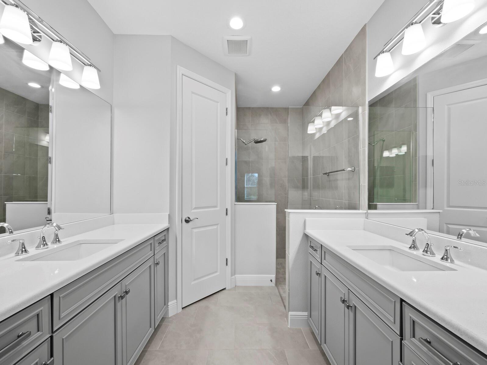 2878 BUTTERFLY JASMINE TRL