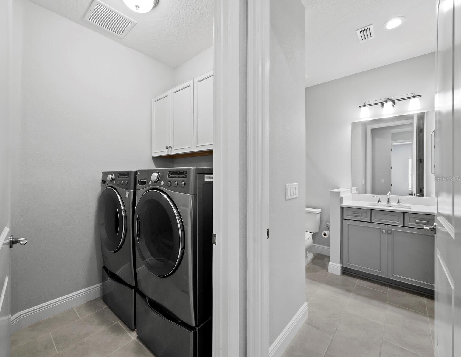 2878 BUTTERFLY JASMINE TRL