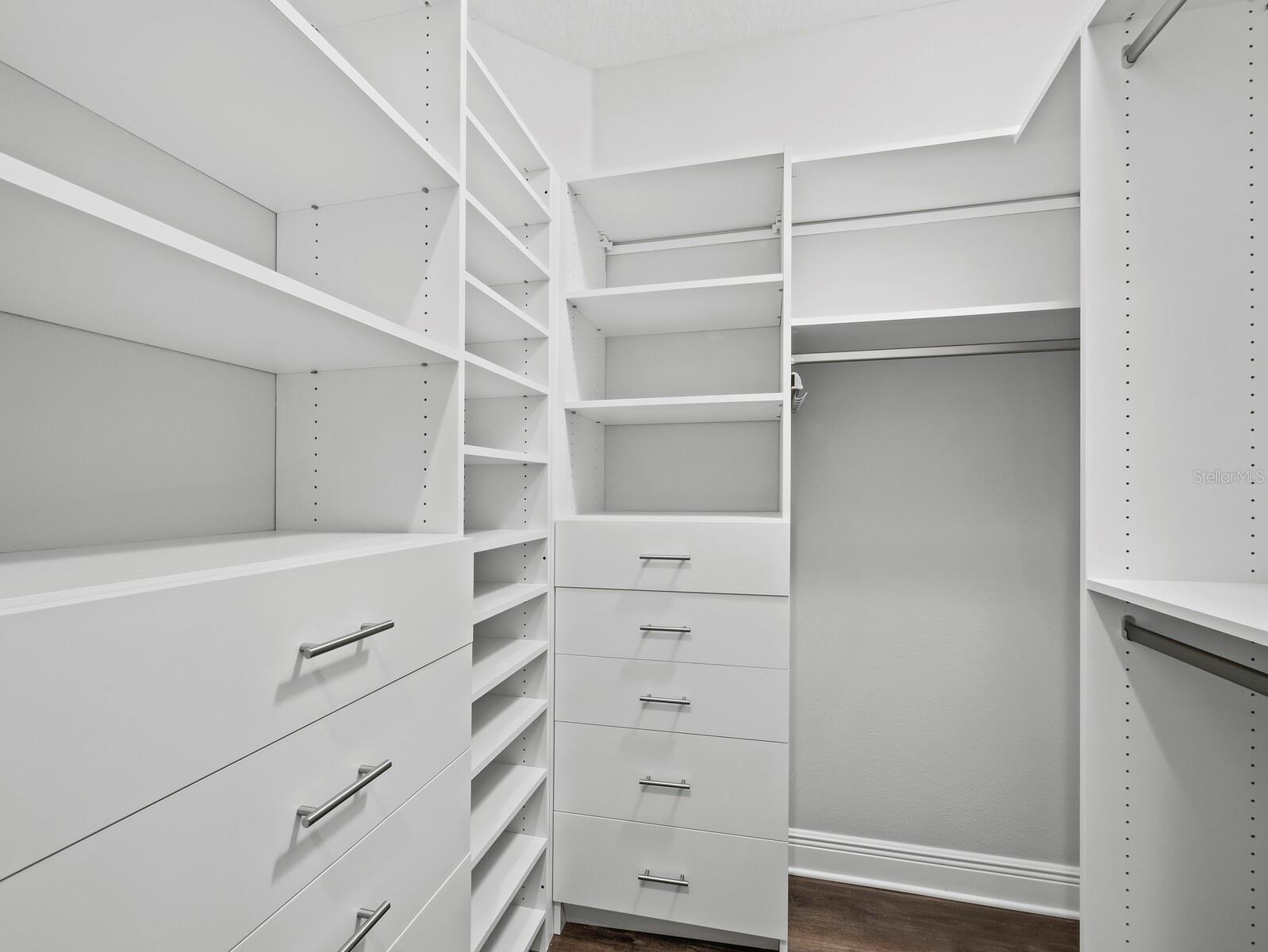 2878 BUTTERFLY JASMINE TRL