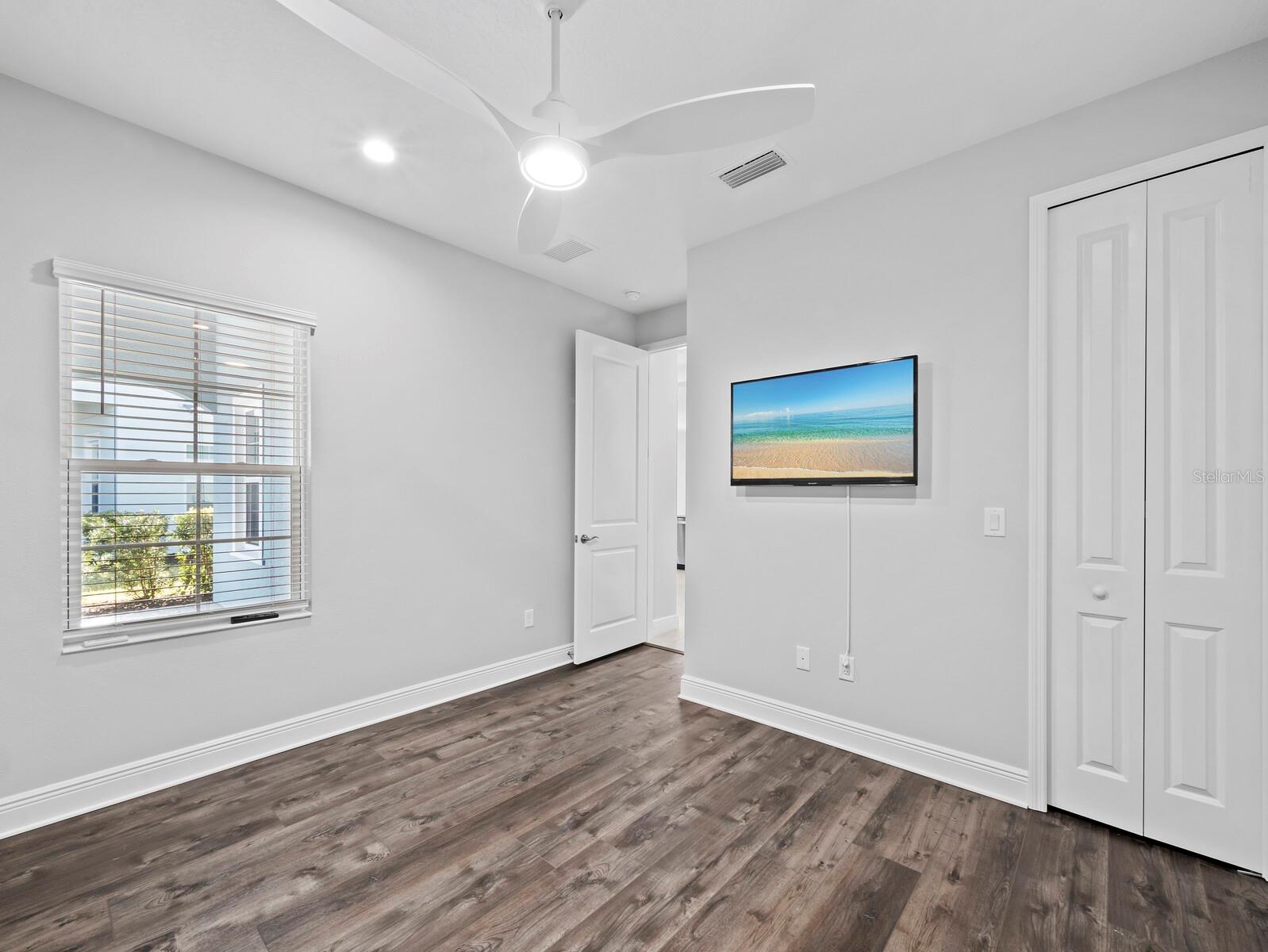 2878 BUTTERFLY JASMINE TRL