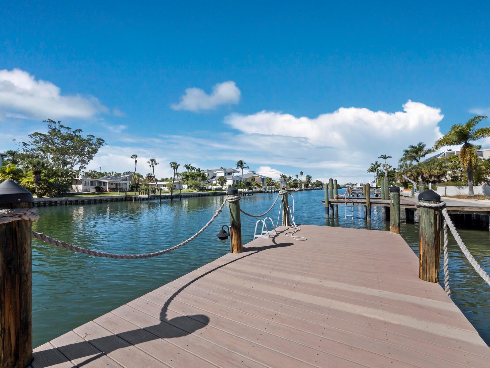 259 JOHN RINGLING BLVD