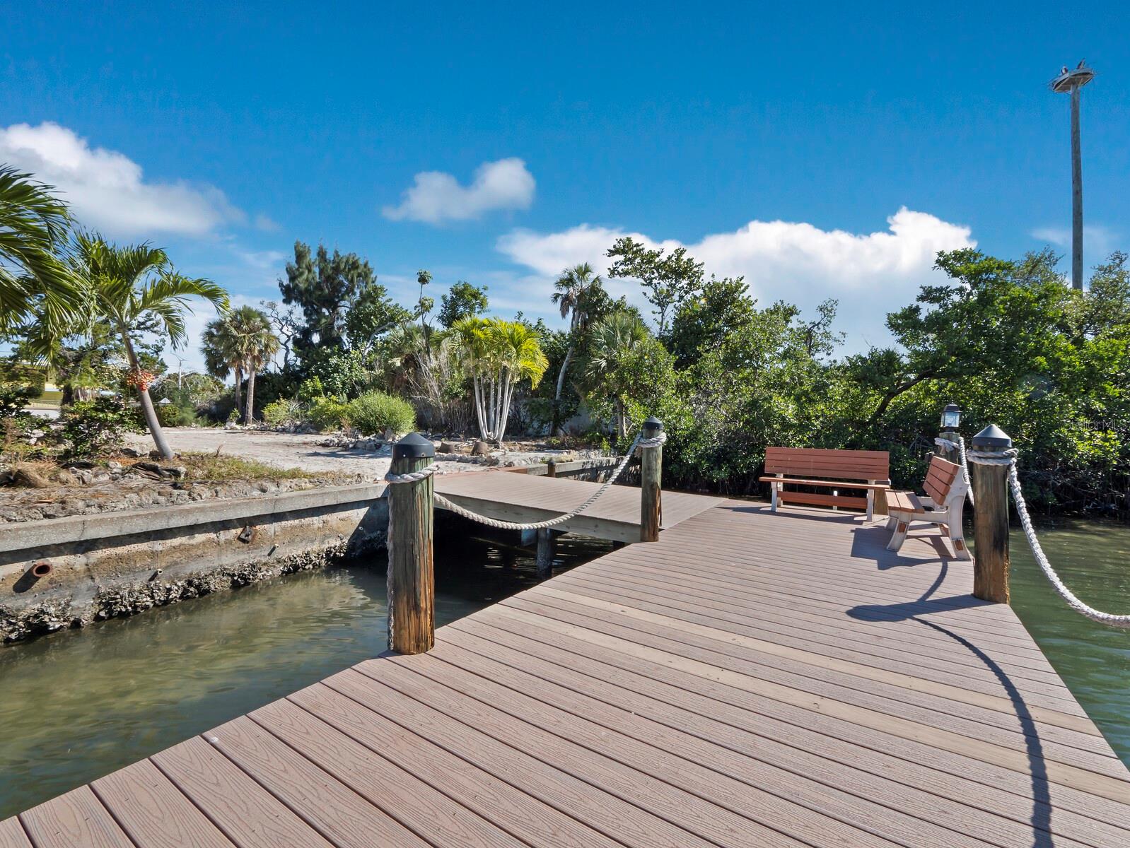 259 JOHN RINGLING BLVD