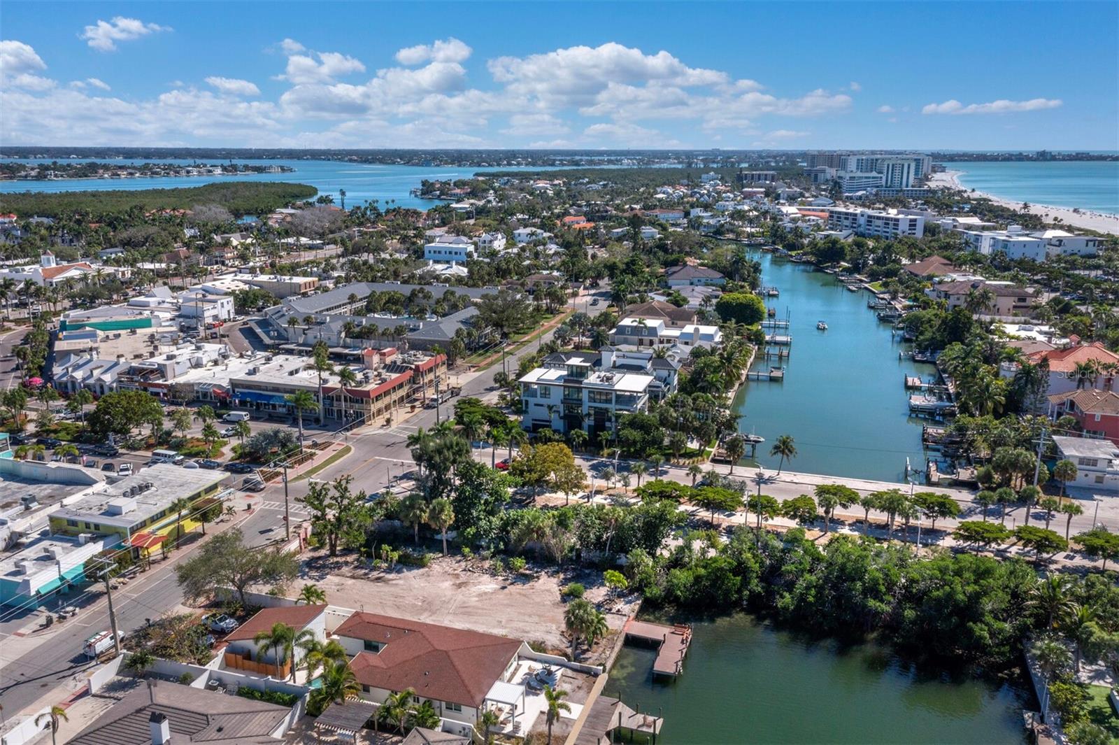 259 JOHN RINGLING BLVD