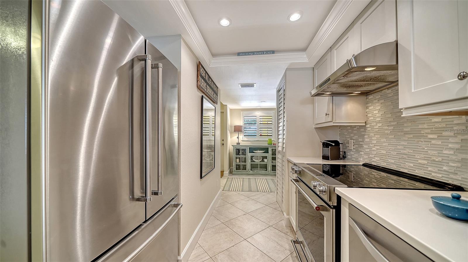 8773 MIDNIGHT PASS RD #204G