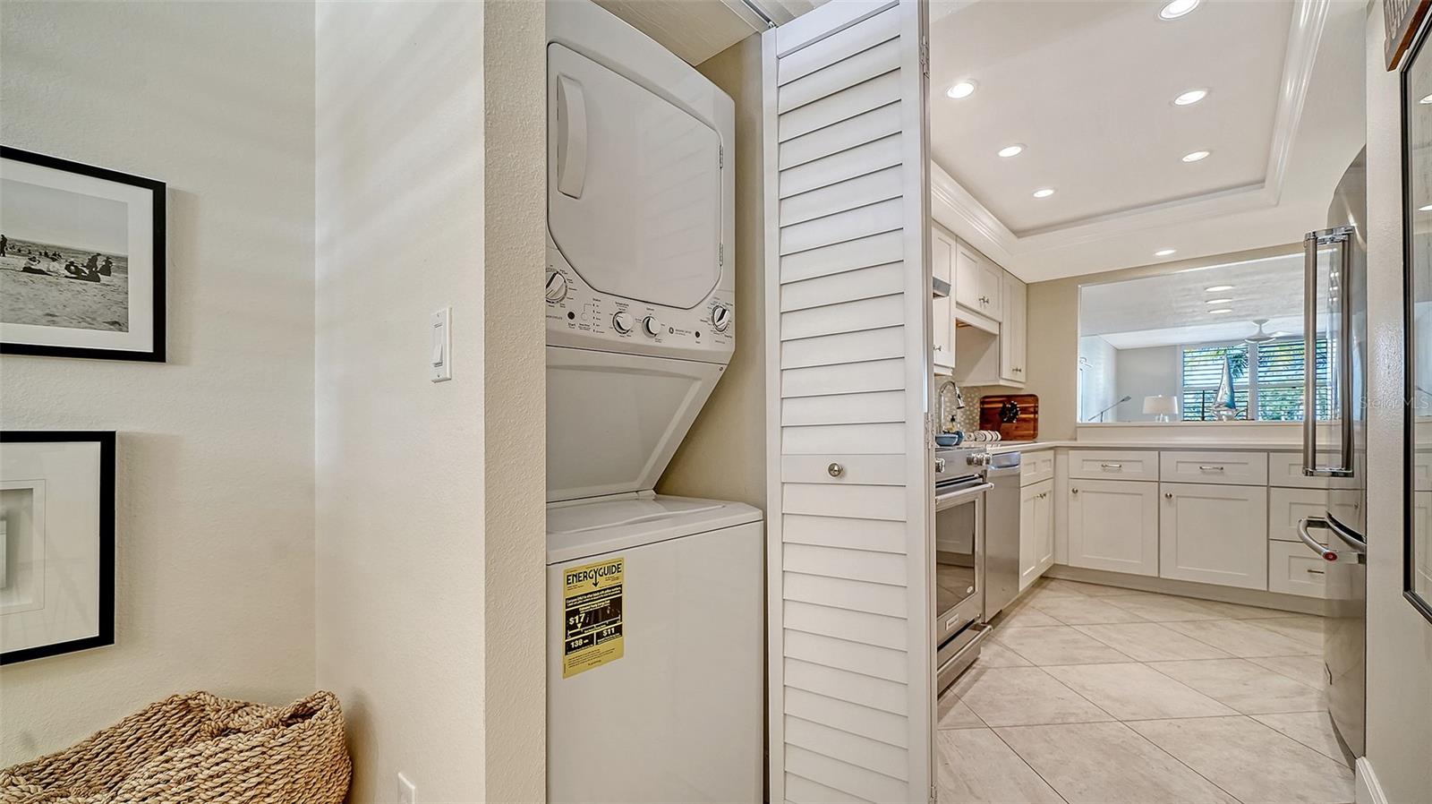 8773 MIDNIGHT PASS RD #204G