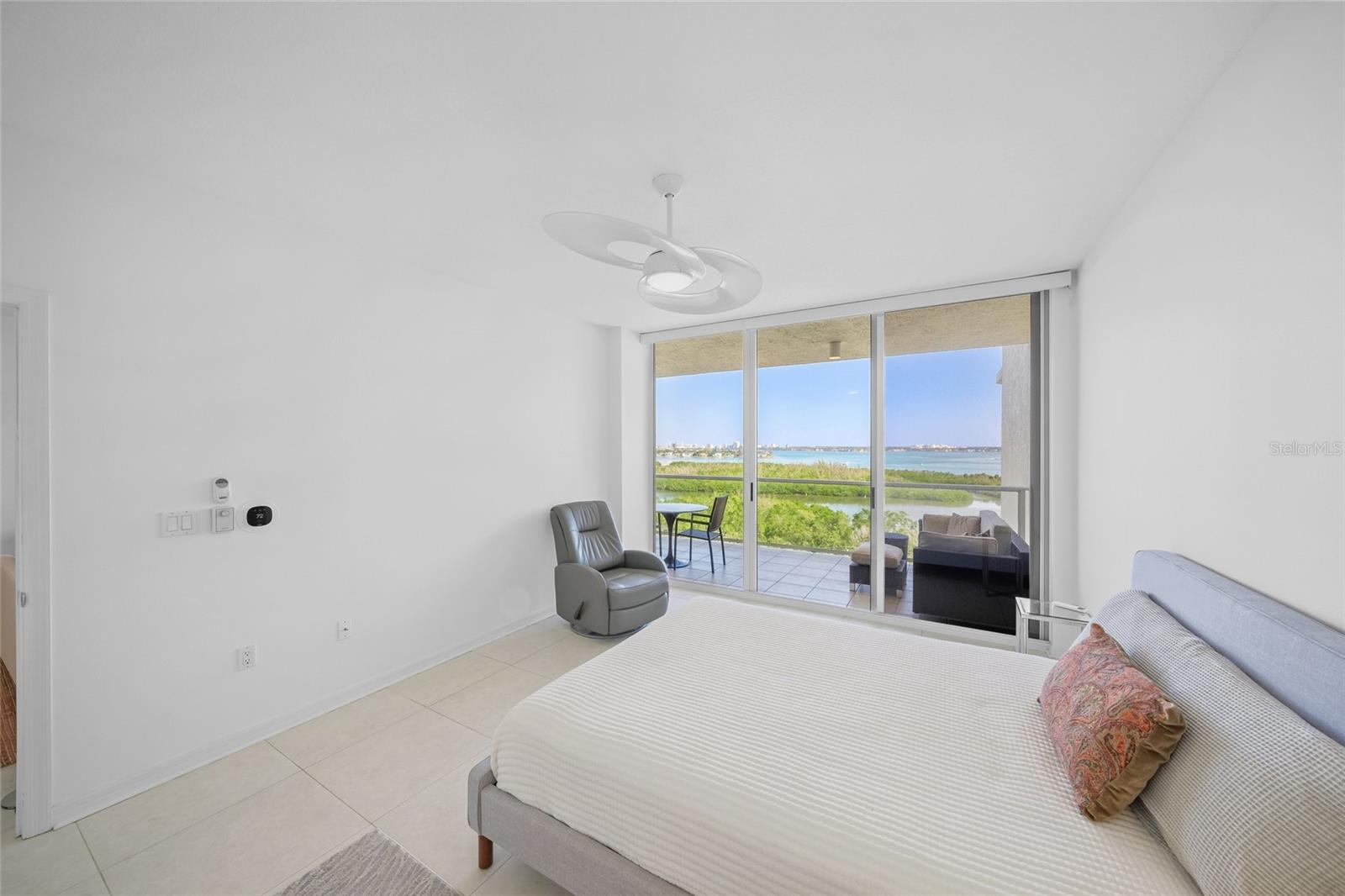 1800 BENJAMIN FRANKLIN DR #A1003