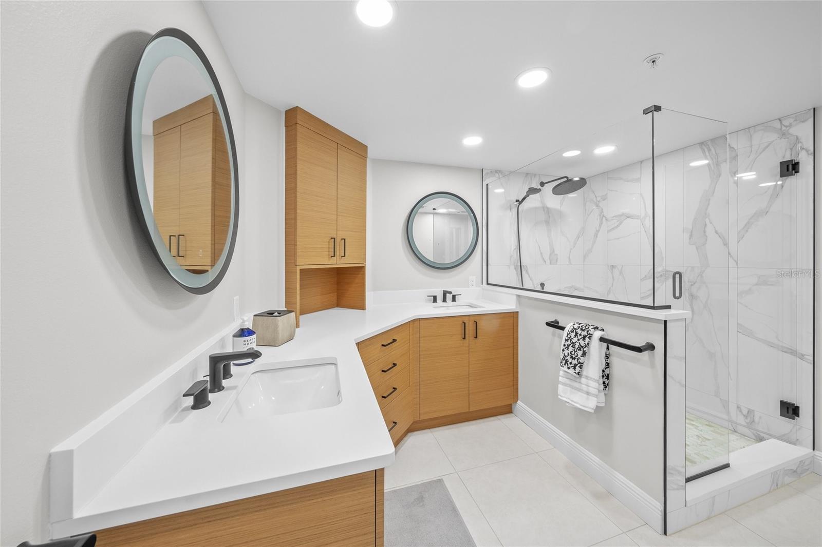 1800 BENJAMIN FRANKLIN DR #A1003