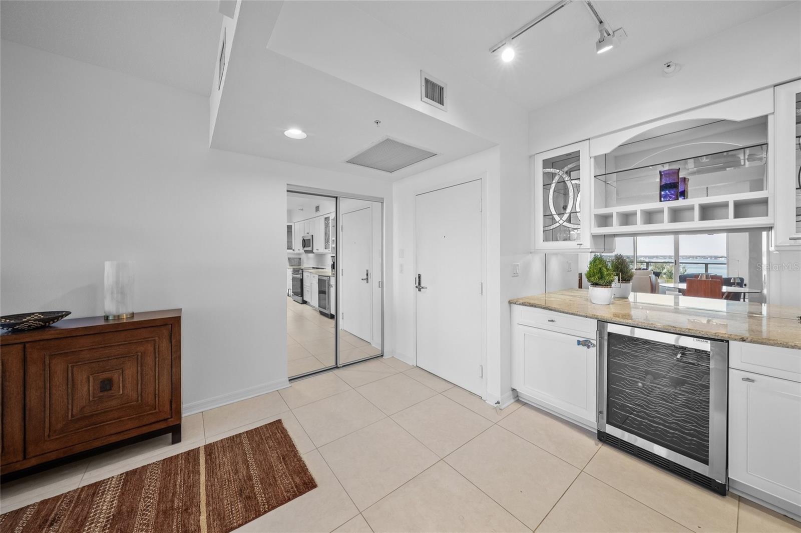 1800 BENJAMIN FRANKLIN DR #A1003