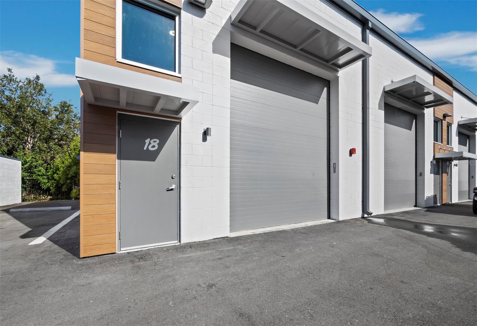 6562 PALMER PARK CIR #18