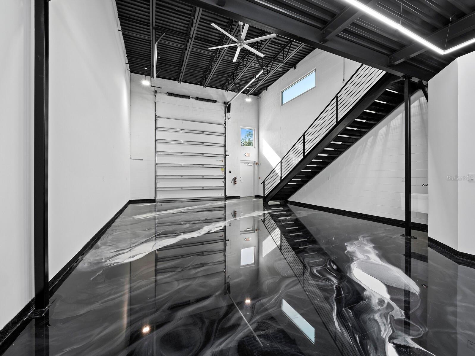 6562 PALMER PARK CIR #18