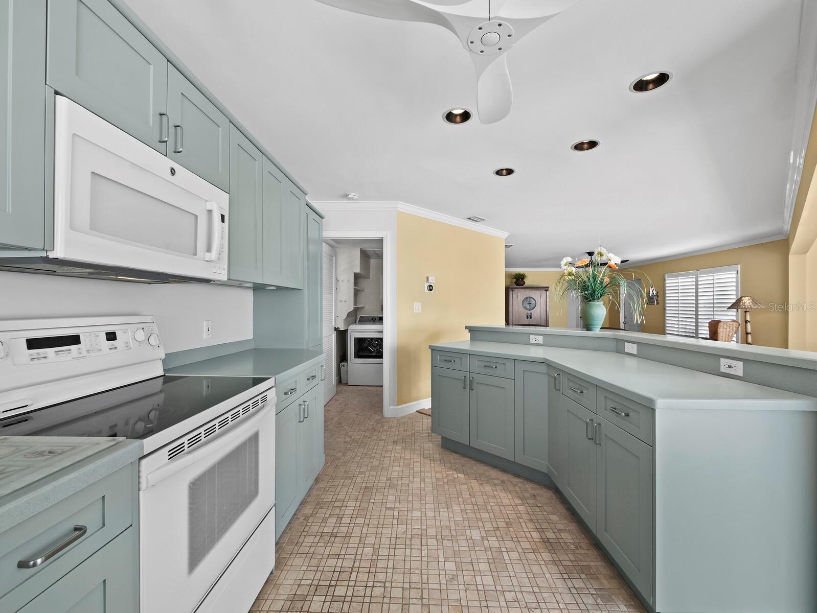 1336 BENJAMIN FRANKLIN DR #2A