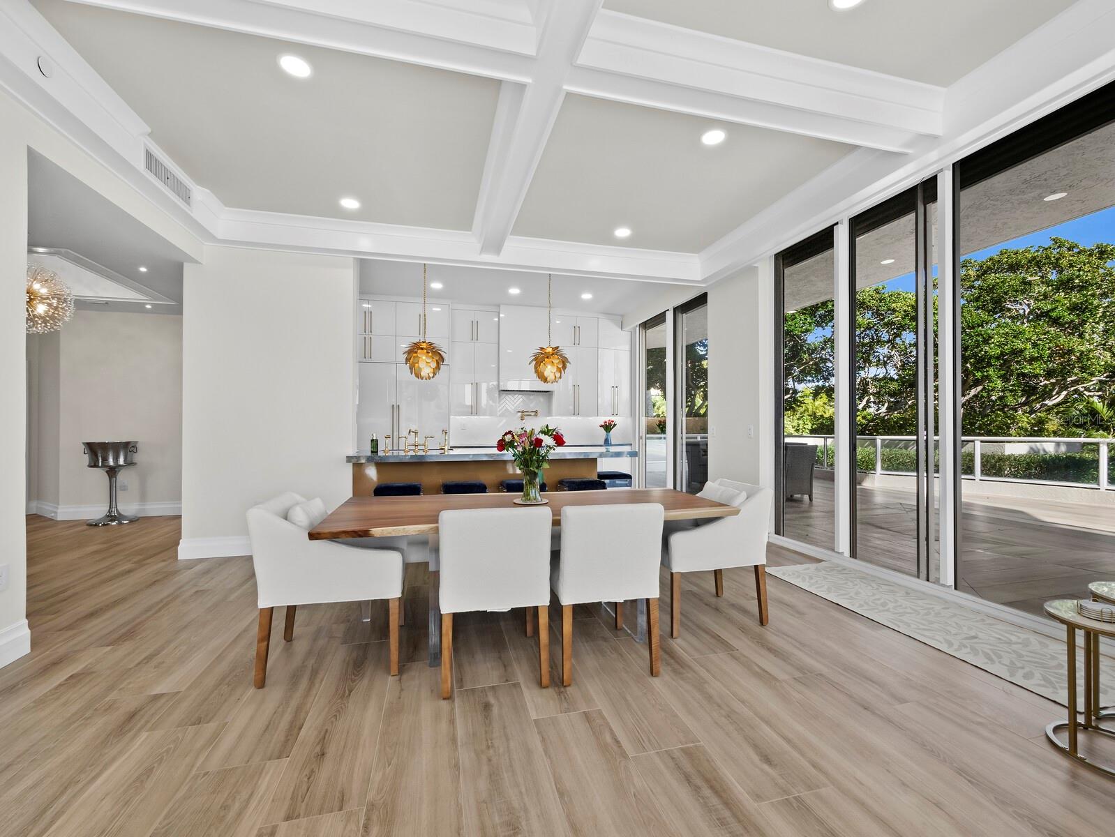 1800 BENJAMIN FRANKLIN DR #A102