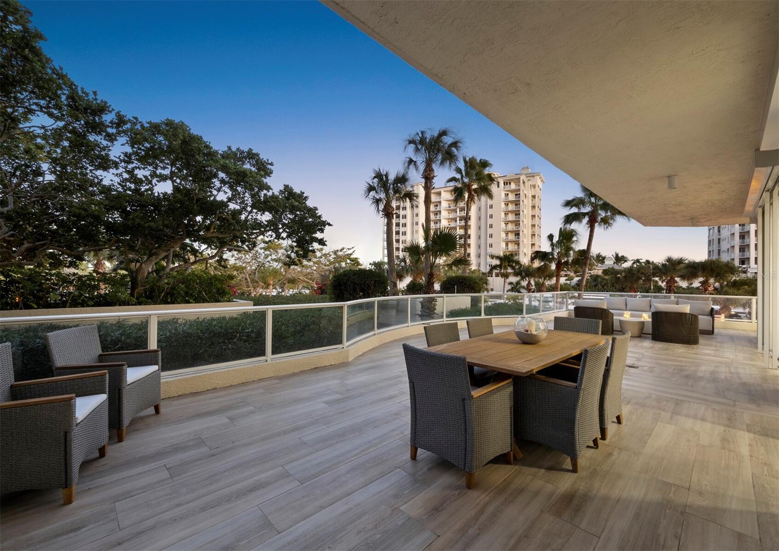 1800 BENJAMIN FRANKLIN DR #A102