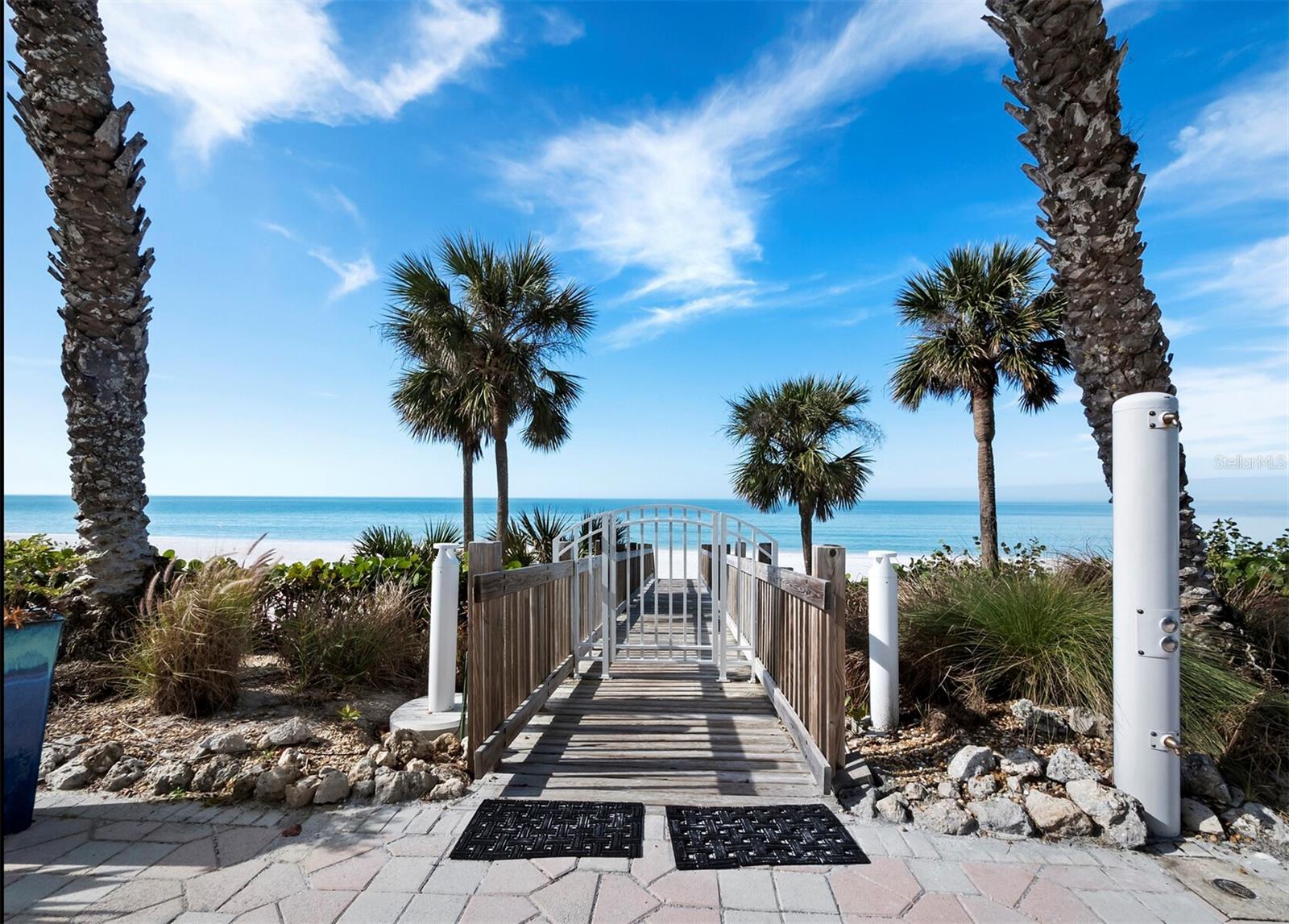 1800 BENJAMIN FRANKLIN DR #A102