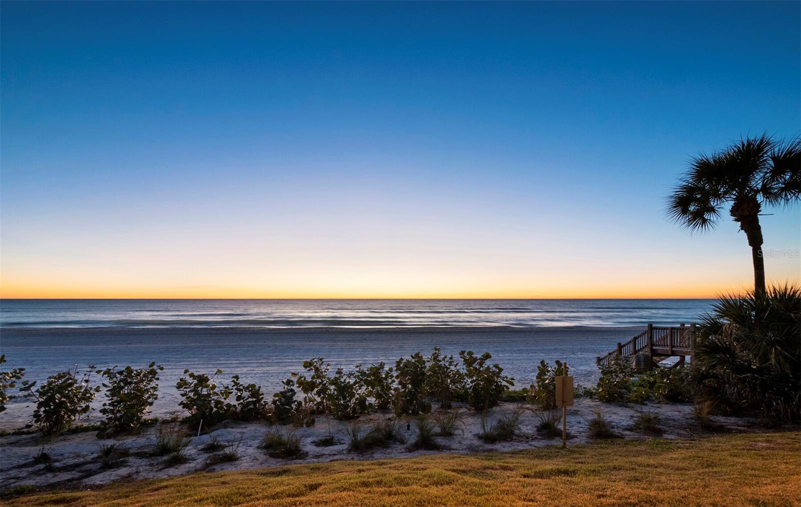 1800 BENJAMIN FRANKLIN DR #A102