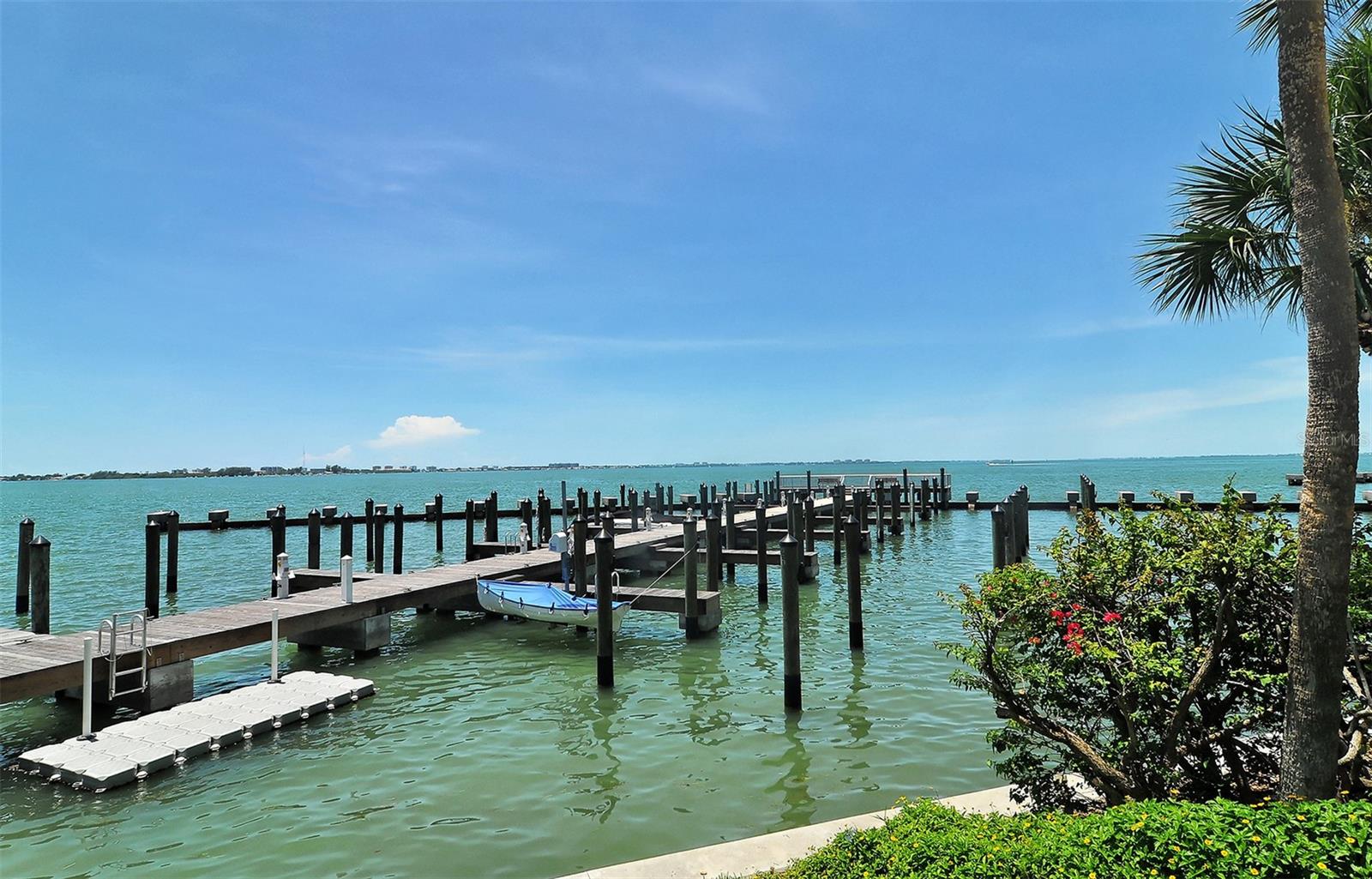 988 BLVD OF THE ARTS #1411