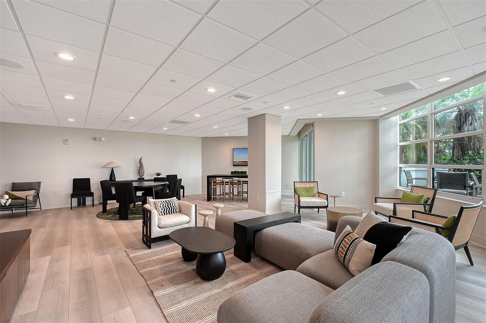 988 BLVD OF THE ARTS #1411