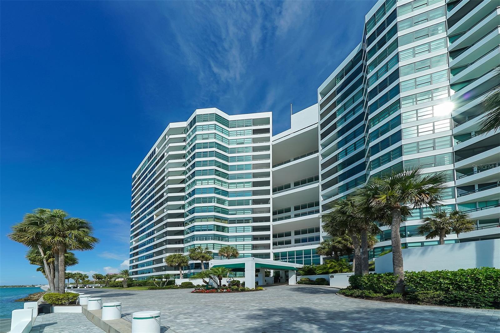 988 BLVD OF THE ARTS #1411