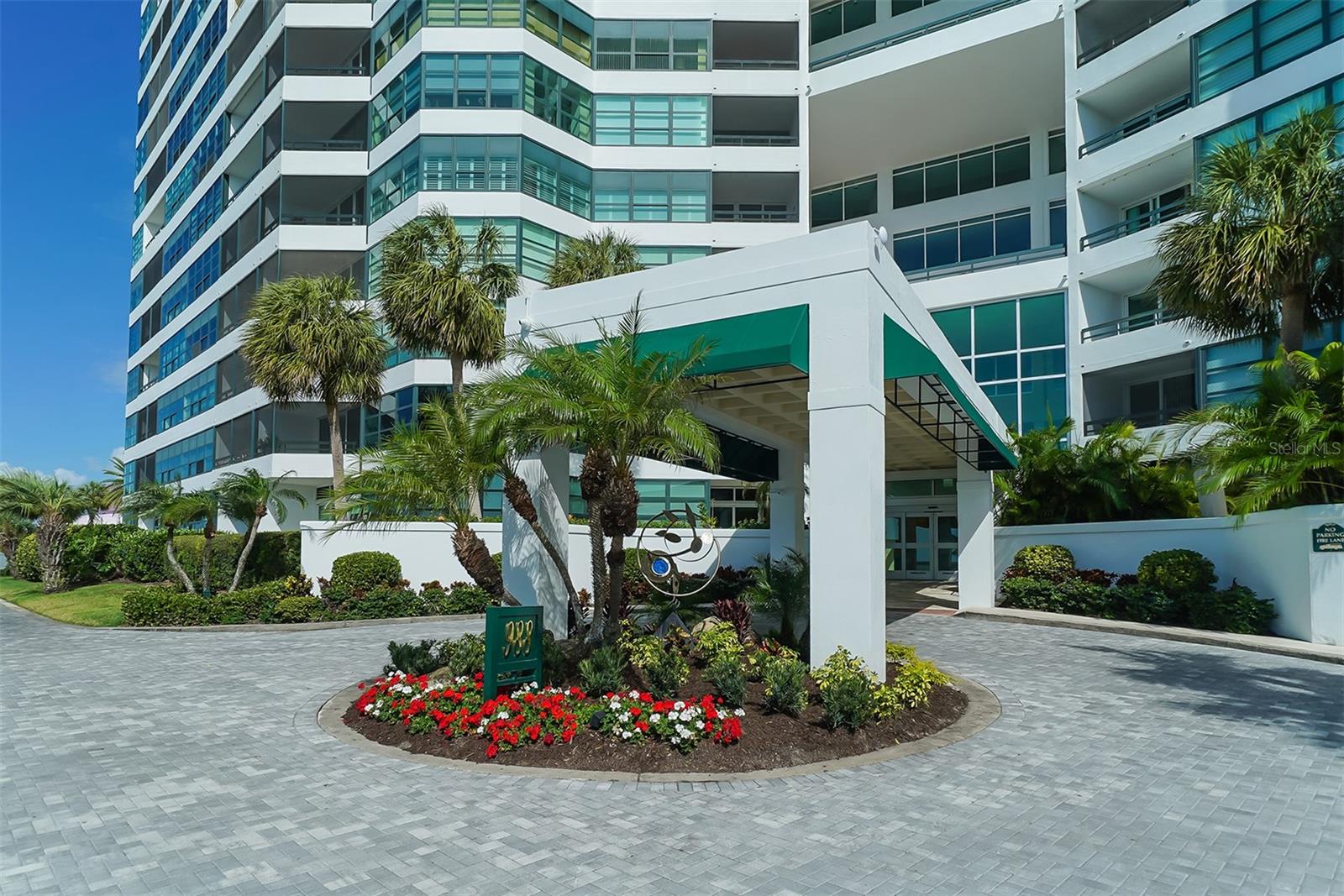 988 BLVD OF THE ARTS #1411