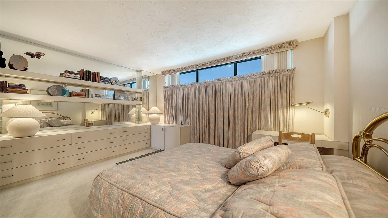 988 BLVD OF THE ARTS #1411