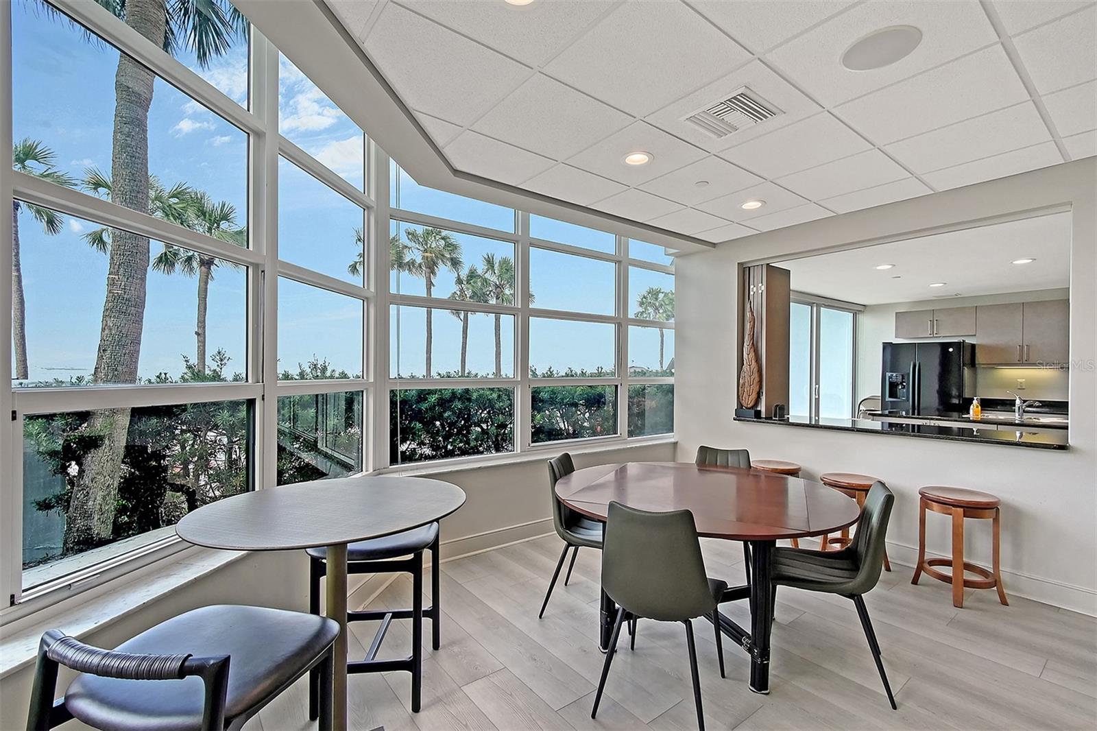 988 BLVD OF THE ARTS #1411